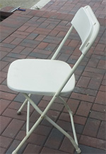 basic-white-folding-chair